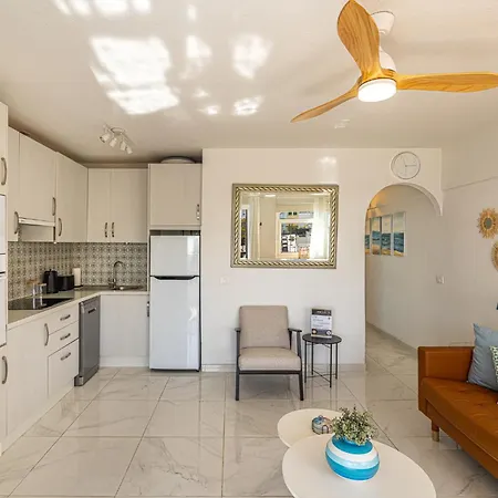 Apartament Ocean View La Caleta